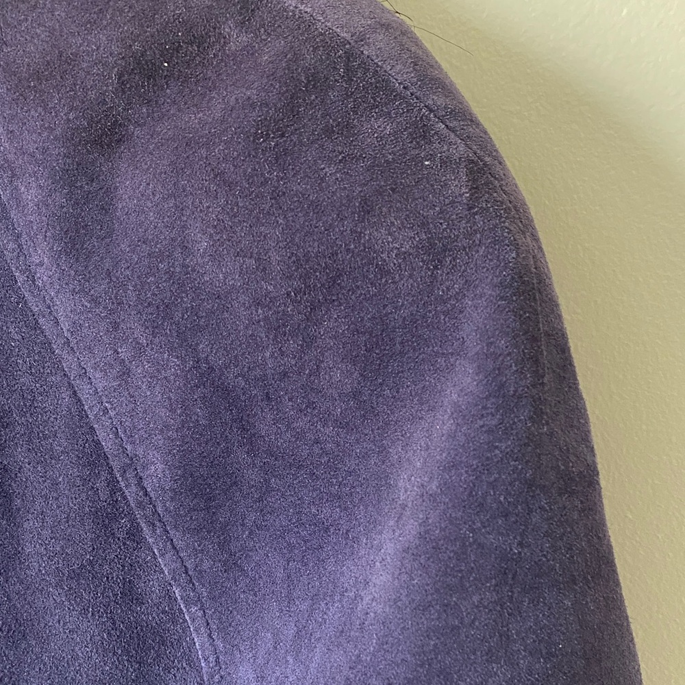 Danier Women's Deep Purple Suede Trench Coat with faux Fur Accents - Picture 7 of 7